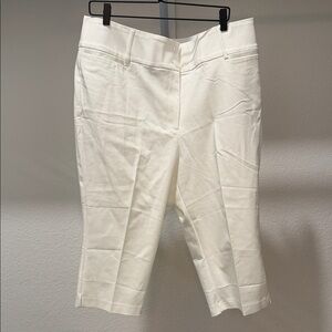 Lane Bryant White Cropped Pants Size 18